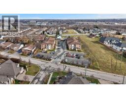 1061 VANSICKLE Road N UnitNo. 303B - 26
