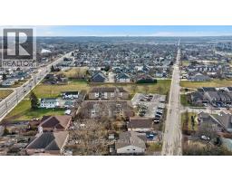 1061 VANSICKLE Road N UnitNo. 303B - 28