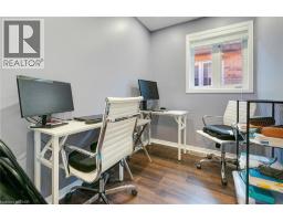 33 PANORAMA Way - 32