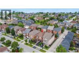 33 PANORAMA Way - 49