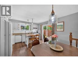 251 MACKENZIE Crescent - 12