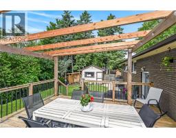 251 MACKENZIE Crescent - 43
