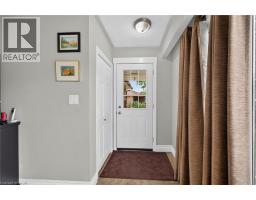 251 MACKENZIE Crescent - 5