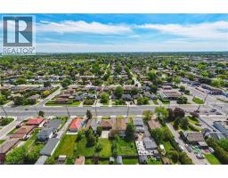 546 MOHAWK Road E - 35