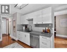 55 CAMERON Avenue N - 16