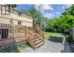 26 VINE Street S - 29