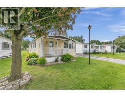 17 FAIRVIEW Crescent - 2