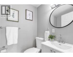 17 FAIRVIEW Crescent - 21