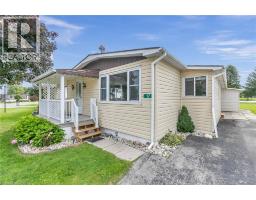17 FAIRVIEW Crescent - 5