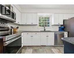 19 ADAMS Avenue - 12