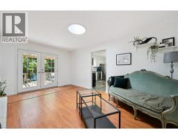19 ADAMS Avenue - 17