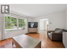 19 ADAMS Avenue - 8
