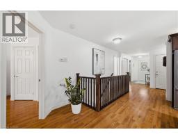 115 MILTON SEILER Crescent - 17