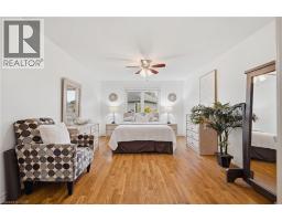 115 MILTON SEILER Crescent - 20