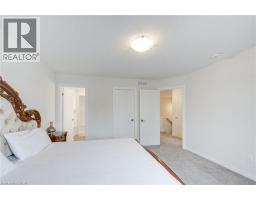 4 BRAUN Avenue - 21