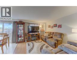 60 FOXGLOVE Crescent - 6