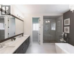 115 KENNEDY Road - 24