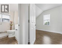 180 CAMPBELL Avenue - 25