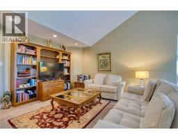 22 BURT Court - 16