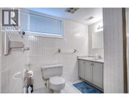 22 BURT Court - 37