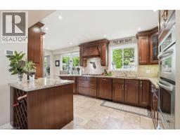 2193 BADER Crescent - 11