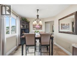 2193 BADER Crescent - 14