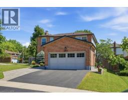 2193 BADER Crescent - 3