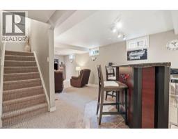 2193 BADER Crescent - 36