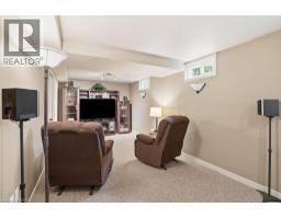 2193 BADER Crescent - 37