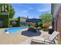 2193 BADER Crescent - 41