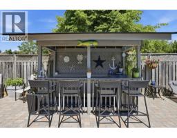 2193 BADER Crescent - 44