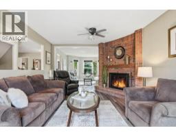 2193 BADER Crescent - 9