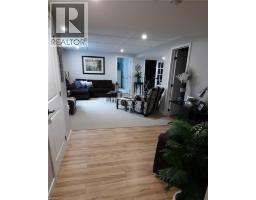 1502 CAEN Avenue - 15