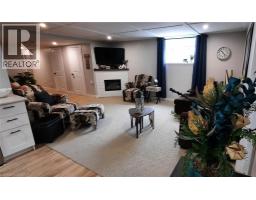 1502 CAEN Avenue - 17