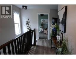 1502 CAEN Avenue - 2