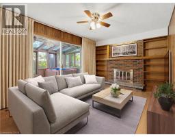 258 CAMELOT Drive - 18