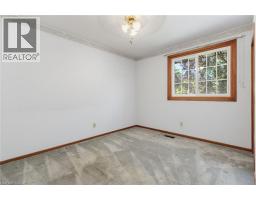 258 CAMELOT Drive - 32