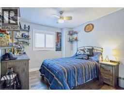 5 SHETLAND Drive - 30