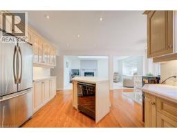 54 STONEGATE Drive - 12