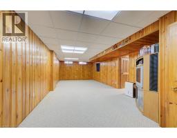 54 STONEGATE Drive - 36