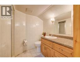 54 STONEGATE Drive - 37