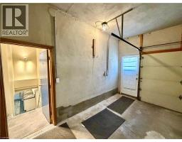 27 ELIZABETH Street - 21