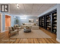 11 SUN VALLEY Drive - 32