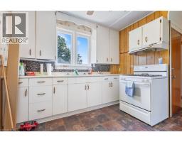 35 BASIL Avenue - 9