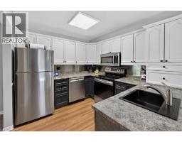 5137 HAWTHORN Drive - 11