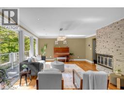 59 PARK Road S - 14