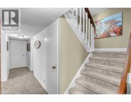 59 PARK Road S - 29