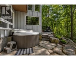59 PARK Road S - 44