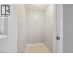 565 GREENFIELD Avenue UnitNo. 803 - 18