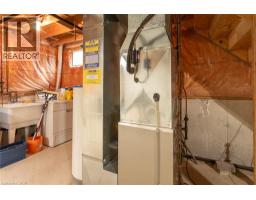 91 WILLIAM Street N - 33